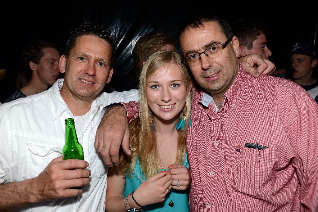 ../Images/Blacklight Ibiza Party 032.jpg